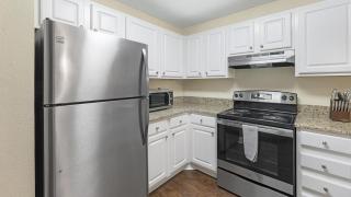 Landing Modern Apartment with Amazing Amenities (ID3244X73) - 6