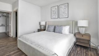 Landing Modern Apartment with Amazing Amenities (ID7570X36) - 3