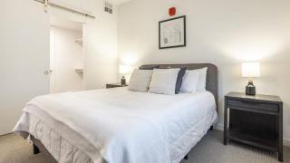 Landing Modern Apartment with Amazing Amenities (ID3104X13) - 2