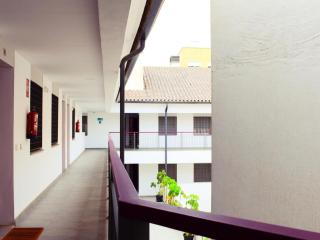 Cozy apatment just 10 mins from the City Centre - 3