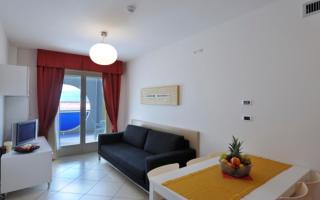 Flat with a spacious sunny terrace - Beahost - Bibione - 9