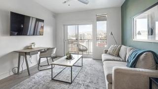 Landing Modern Apartment with Amazing Amenities (ID6712) - 7