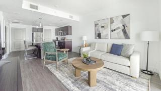 Landing - Modern Apartment with Amazing Amenities (ID1204X655) - Draper - 9