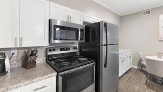 Landing - Modern Apartment with Amazing Amenities (ID7904X41) - 2