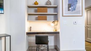 Landing - Modern Apartment with Amazing Amenities (ID3836X79) - Birmingham - 9