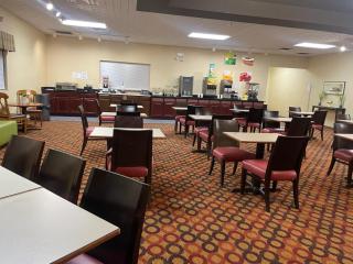 Wilkes-Barre Inn & Suites - Wilkes-Barre - 6