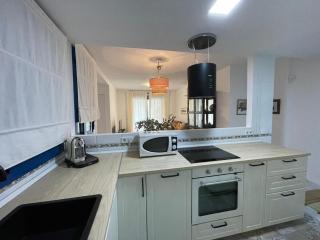 CALU Homes cerca Playa de Huelin - 9