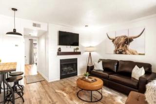 L510 Beautiful Condo w Views, close to Downtown - 2