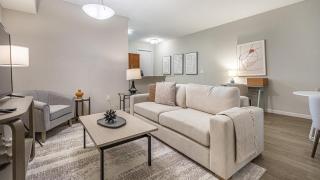 Landing - Modern Apartment with Amazing Amenities (ID7929X37) - Fort Myers - 0