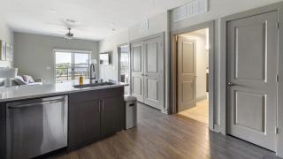 Landing - Modern Apartment with Amazing Amenities (ID9836X14) - 7