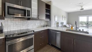 Landing - Modern Apartment with Amazing Amenities (ID9836X14) - 3