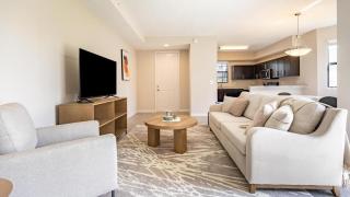 Landing - Modern Apartment with Amazing Amenities (ID7366X64) - 9