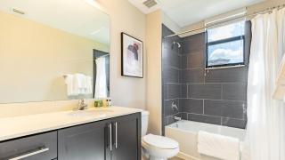 Landing - Modern Apartment with Amazing Amenities (ID7366X64) - 1