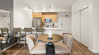 Landing - Modern Apartment with Amazing Amenities (ID8544X37) - 6