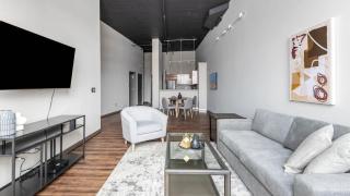 Landing - Modern Apartment with Amazing Amenities (ID8380X17) - 9