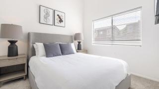 Landing - Modern Apartment with Amazing Amenities (ID8296X50) - 1