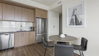 Landing - Modern Apartment with Amazing Amenities (ID1395X882) - 2