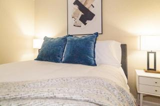 Landing - Modern Apartment with Amazing Amenities (ID7453X0) - 2