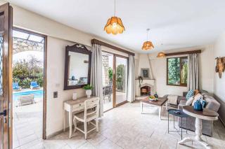 Villa Irene Polis - 1