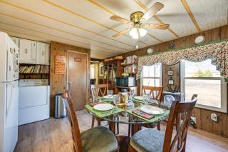 Classic Country Retreat in Ronda on 5 Acres! - - 2