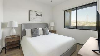Landing - Modern Apartment with Amazing Amenities (ID9728X49) - 1