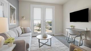 Landing - Modern Apartment with Amazing Amenities (ID7763X80) - 3