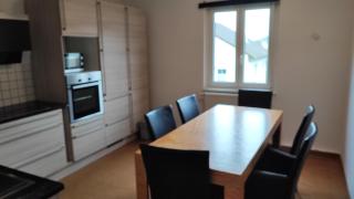 Große Monteurwohnung bei Würzburg bis 10 Personen incl Parkplätzen und WLAN - Grill mit 5 Schlafzimmern - Einzelbetten - 1