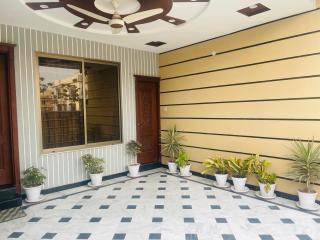Britannia House near Islamabad International Airport and Motorway - Islamabad - 7