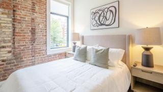 Landing - Modern Apartment with Amazing Amenities (ID5790X33) - Birmingham - 6