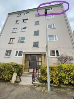 #6 : 2 pièces dernier étage très calme 40m2 - Estrasburgo - 1
