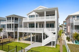25 Cumberland - Canal front with dock, Custom home finishes - Ocean Isle Beach - 8