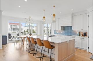 25 Cumberland - Canal front with dock, Custom home finishes - Ocean Isle Beach - 6