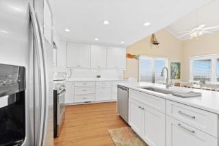A Coconut Hut Brunswick Vacation Rentals - Oak Island - 7