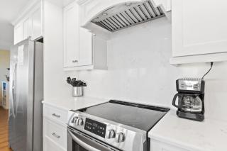 A Coconut Hut Brunswick Vacation Rentals - Oak Island - 5