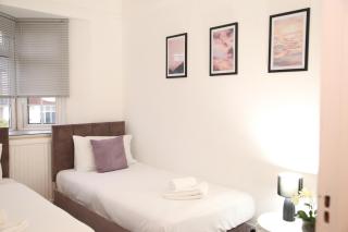 Star London Golders Rise Luxury 4-Bed Oasis with Garden - Hendon - 8