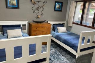 Vanuatu Beachfront Apartments - Port Vila - 4