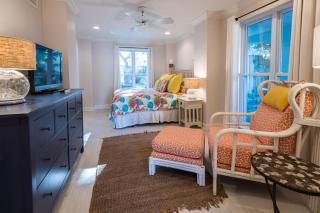 Elizabeth White House - 1