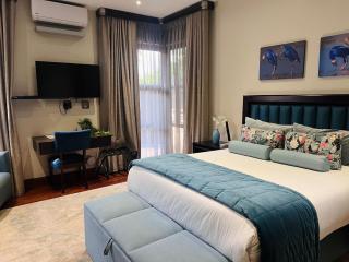 One O Eight Boutique Hotel - 4