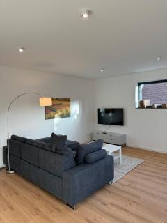 Moderne Ferienwohnung mit Terrasse, Grill & Privatparkplatz - Venningen - 8