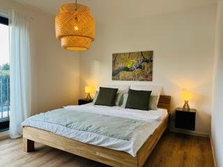 Moderne Ferienwohnung mit Terrasse, Grill & Privatparkplatz - Venningen - 0