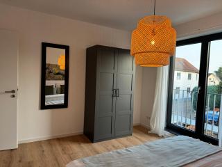 Moderne Ferienwohnung mit Terrasse, Grill & Privatparkplatz - Venningen - 1