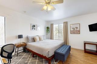 Downtown Hideaway - 1