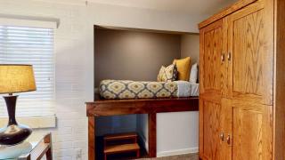 Downtown Cozy Home Base - Purple Sage 4 - Moab - 3
