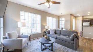 Landing - Modern Apartment with Amazing Amenities (ID1006X02) - 0