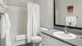 Landing - Modern Apartment with Amazing Amenities (ID9601X62) - 1