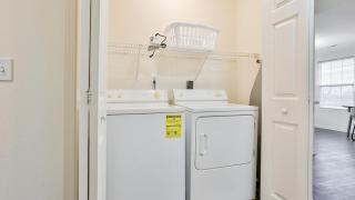 Landing - Modern Apartment with Amazing Amenities (ID8475X16) - 1