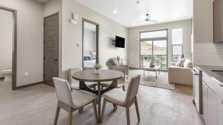 Landing - Modern Apartment with Amazing Amenities (ID9688X43) - 6