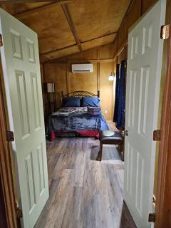 Frog Hollow at Hocking Vacations - Logan - 3