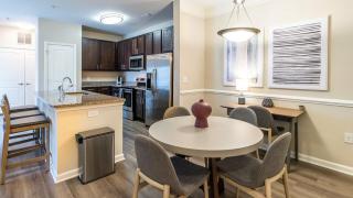 Landing - Modern Apartment with Amazing Amenities (ID8445X18) - 8