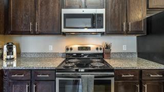 Landing - Modern Apartment with Amazing Amenities (ID8445X18) - 1